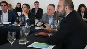 Los alcaldes de Sabadell, Vilafranca y Mataró durante el comité ejecutivo del Arc Metropolità