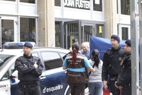 Un alumno asesina a un profesor en un instituto de Barcelona