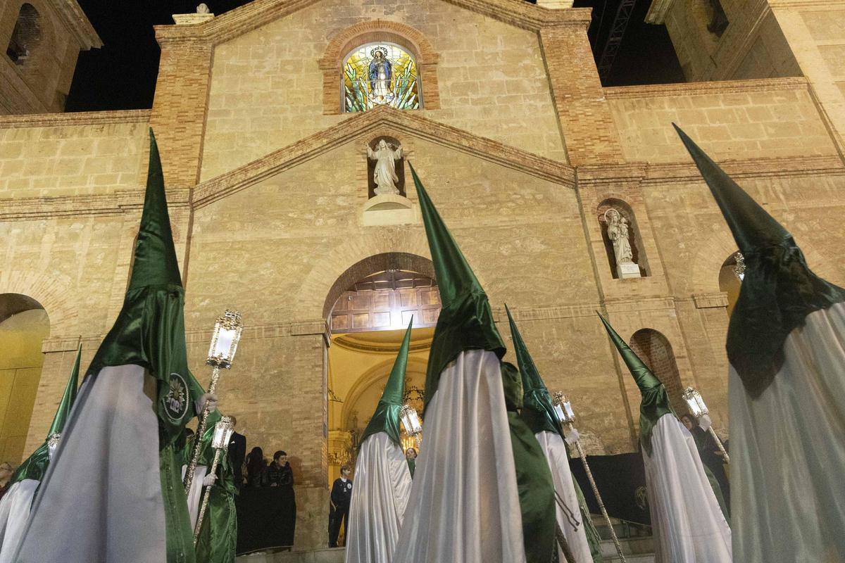 Encuentro Doloroso de Miércoles Santo en el corazón de Torrevieja Encuentro Doloroso de Miércoles Santo en el corazón de Torrevieja
