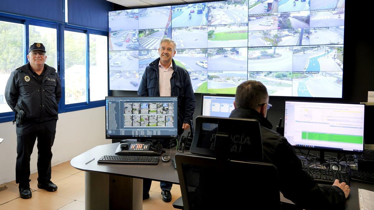 Estepona instala un sistema de control del tráfico con 240 cámaras  inteligentes - La Opinión de Málaga