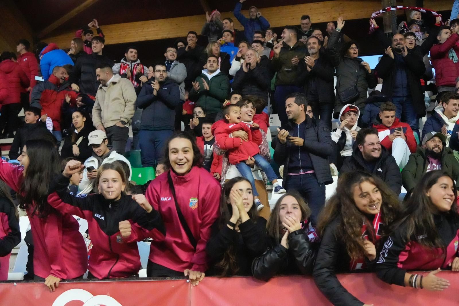 Partido de Copa del Rey entre el Zamora CF y el Racing de Santander en el Ruta de la Plata