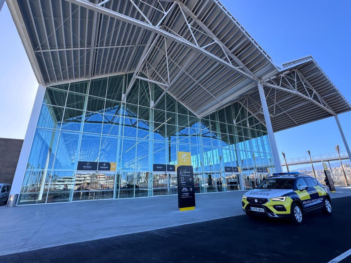 Entrada principal de la nueva terminal de cruceros.