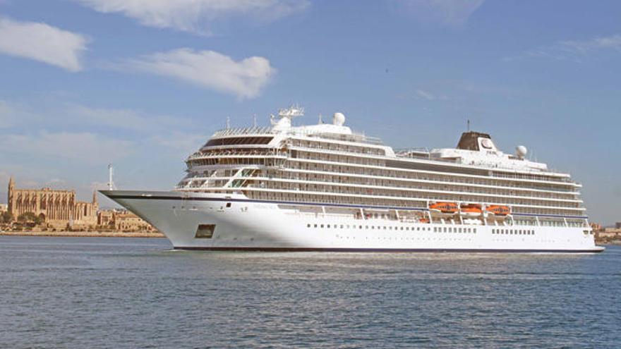 Luxuriös, aber nicht überdimensioniert: die Viking Sky in Palma.