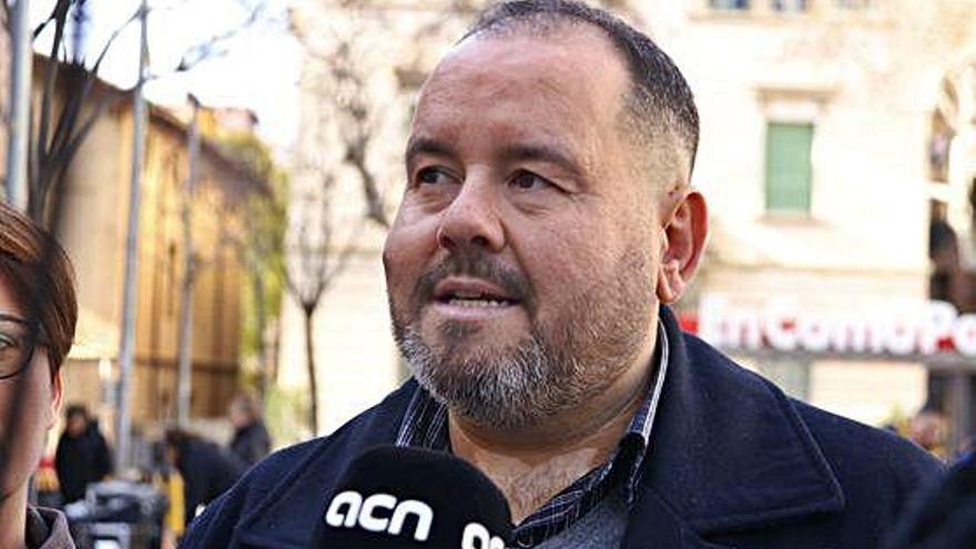 Joan Mena va apostar per «aplicar la normativa».