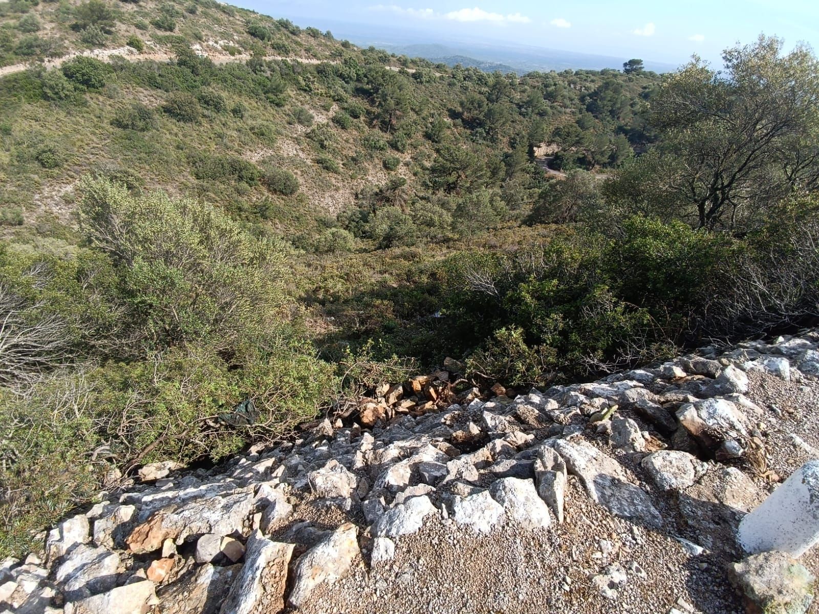 Galería de imágenes del accidente de cinco personas tras caer por un acantilado en Mallorca