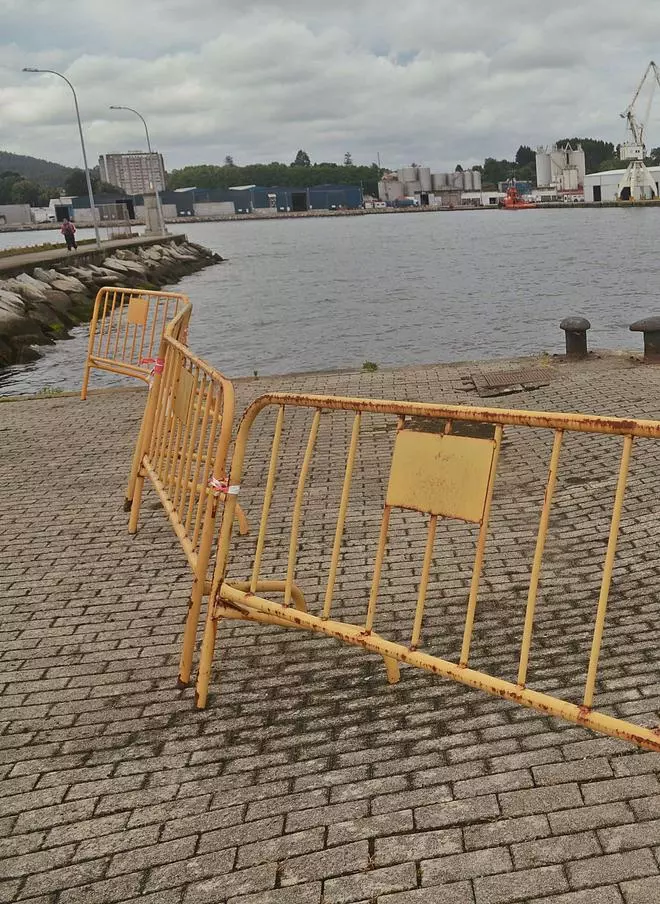 El dragado del Puerto de Vilagarcía alerta a cofradías y ecologistas