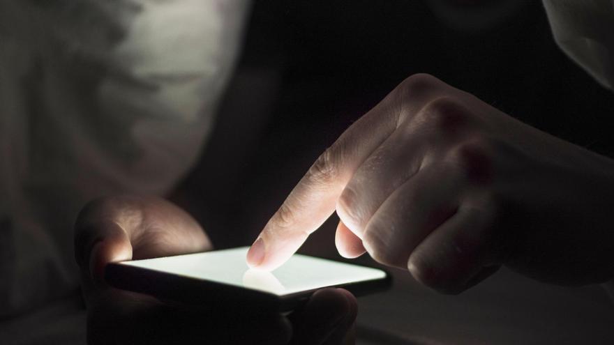 La Guardia Civil alerta: si te llega este sms acude inmediatamente a la Policía