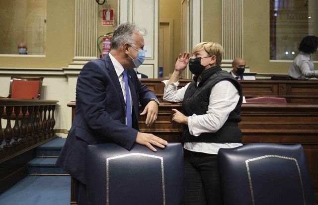 Pleno en el Parlamento de Canarias, 26/10/2021