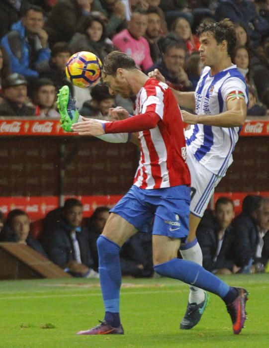 El partido entre el Sporting y la Real Sociedad, en imágenes