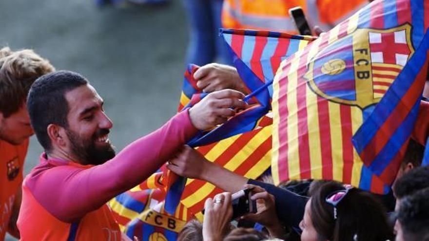 El Barça prepara la Copa davant de   més de 10.000 aficionats al Miniestadi