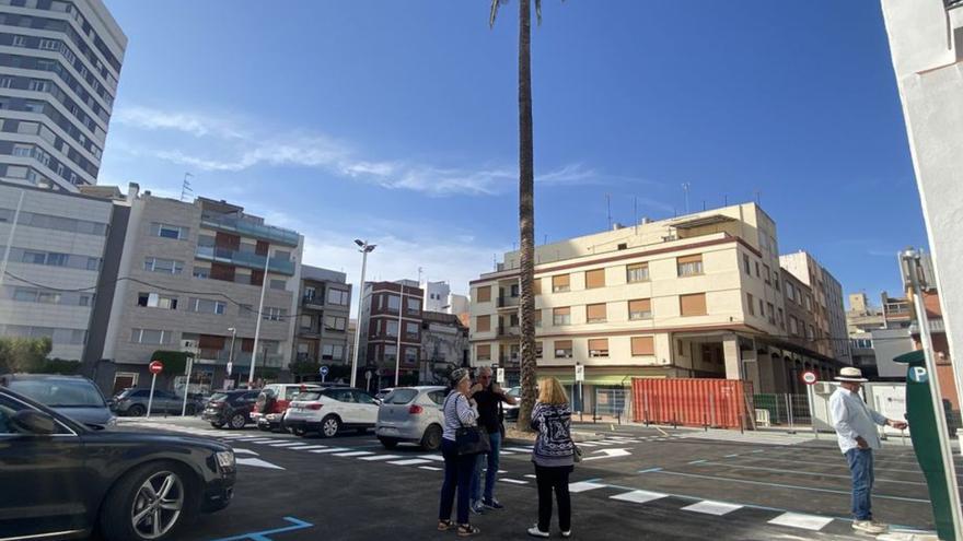 Benicarló estrena el nuevo aparcamiento del mercado