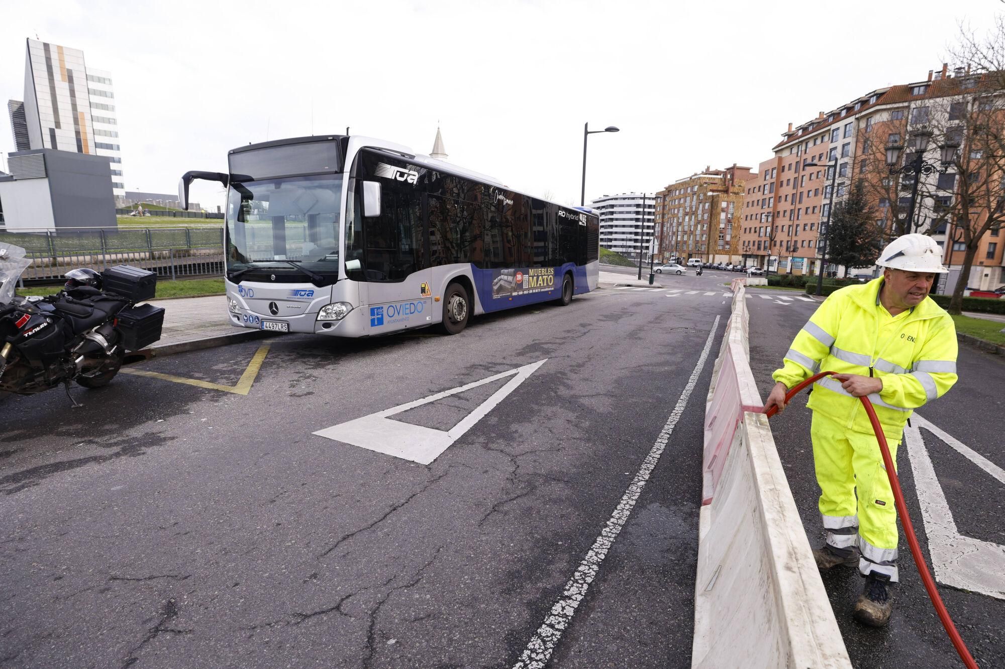 Empiezan las obras del intercambiador del HUCA.