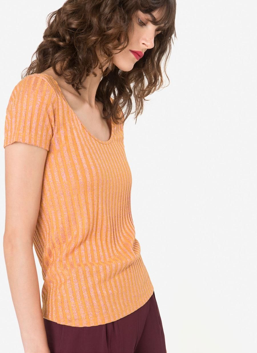 Uterqüe otoño-invierno 2016, camiseta metalizada