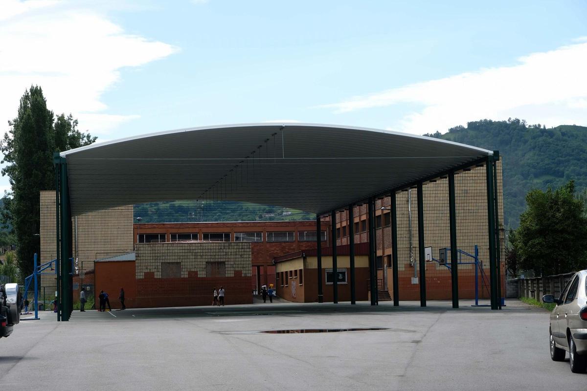 Colegio Gervasio Ramos en Sama.