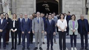 Minuto de silencio en Barcelona por los tres turistas asesinados en Afganistán