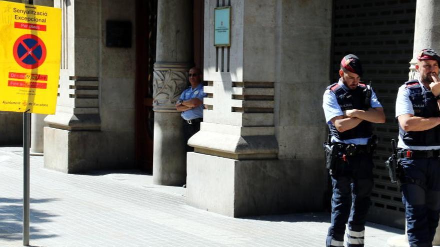 La Policia registra la seu del Departament d&#039;Economia, el CTTI i Mediapro per l&#039;1-O