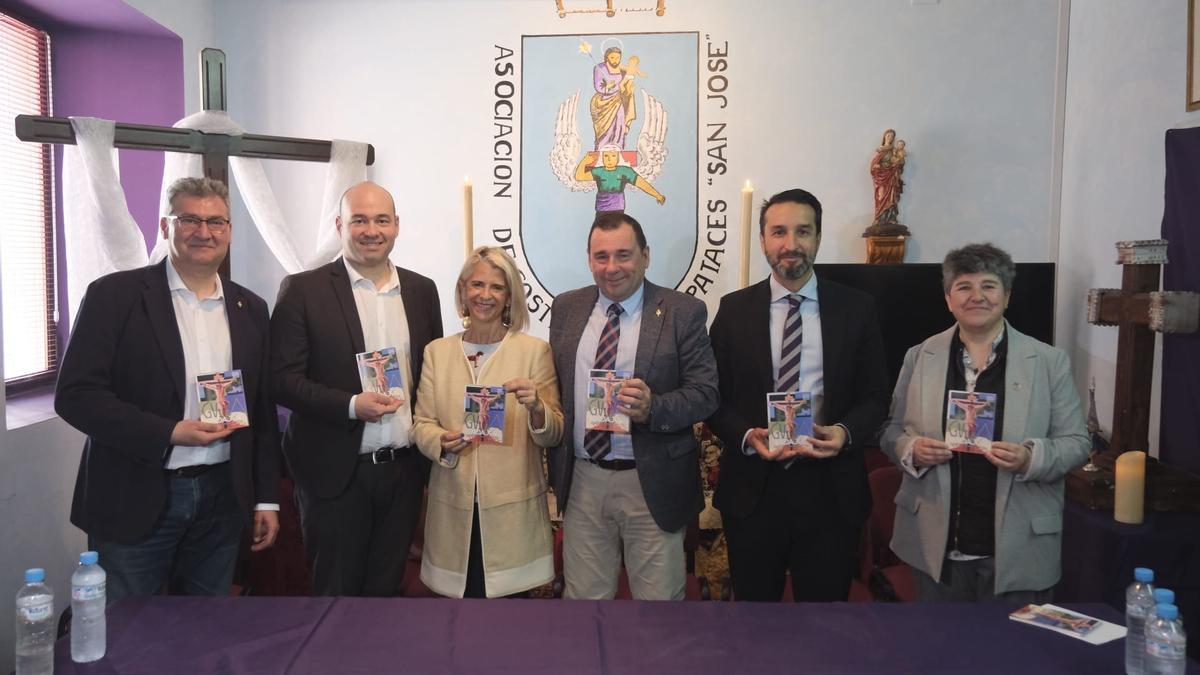 Presentación de la guía en la sede de la Asociación de Capataces y Costaleros.