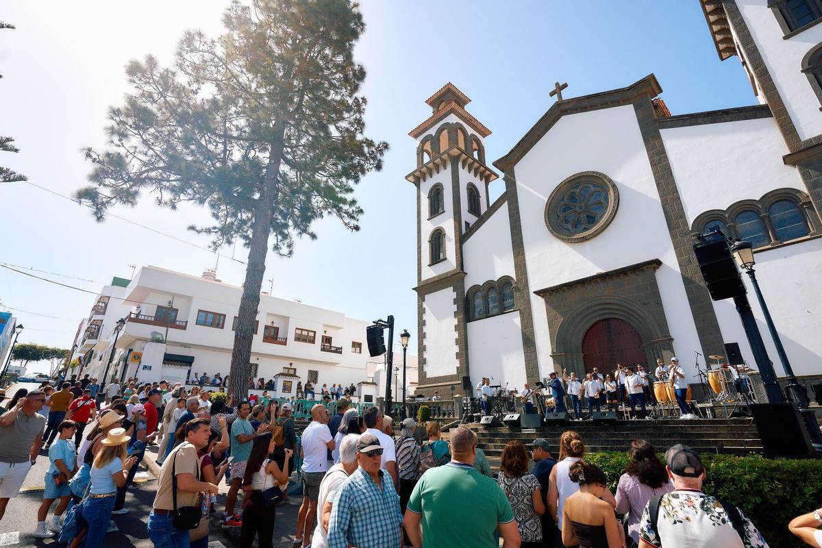 La Villa de Moya impulsa el comercio local con la Feria Artesanal y Comercial ‘Villa de Moya en Carnaval’
