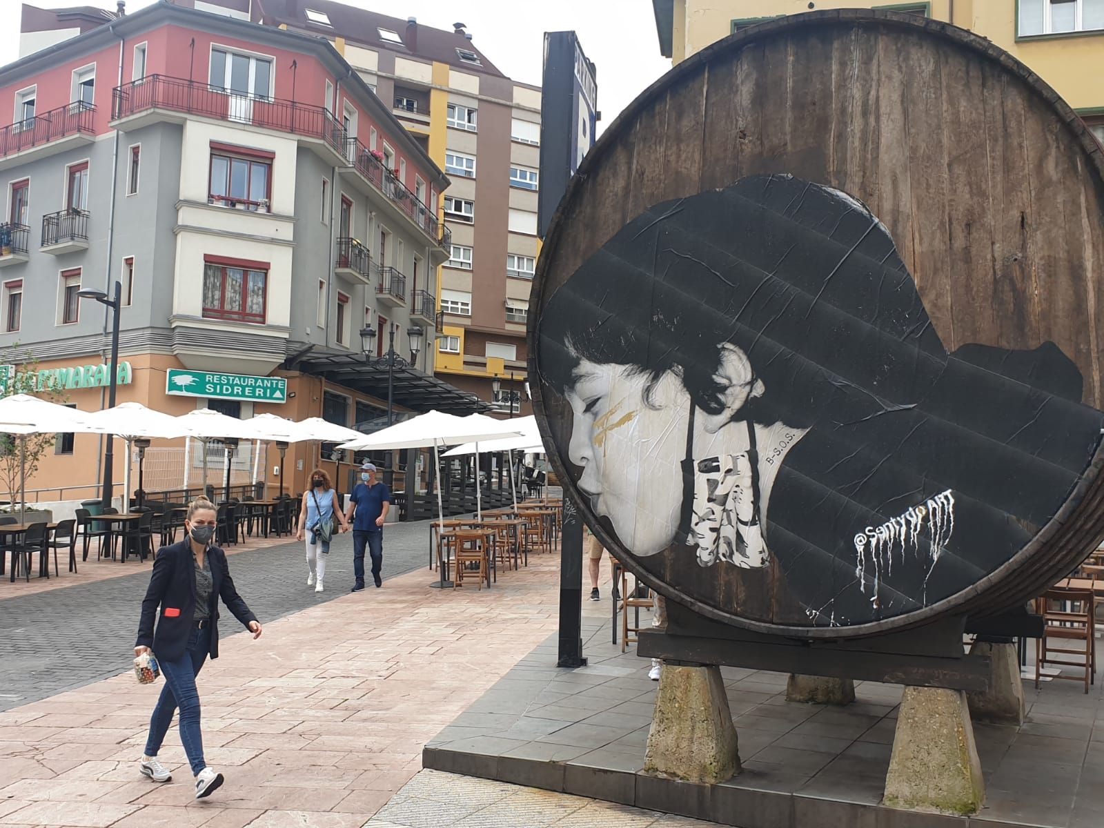El arte invade las calles de Oviedo