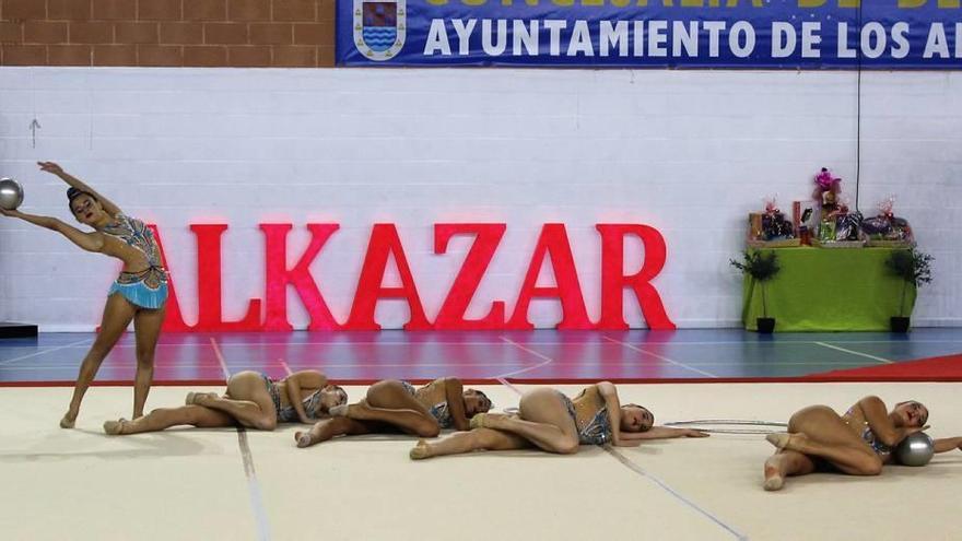 Cuatrocientas gimnastas, en el primer torneo de Los Alcázares