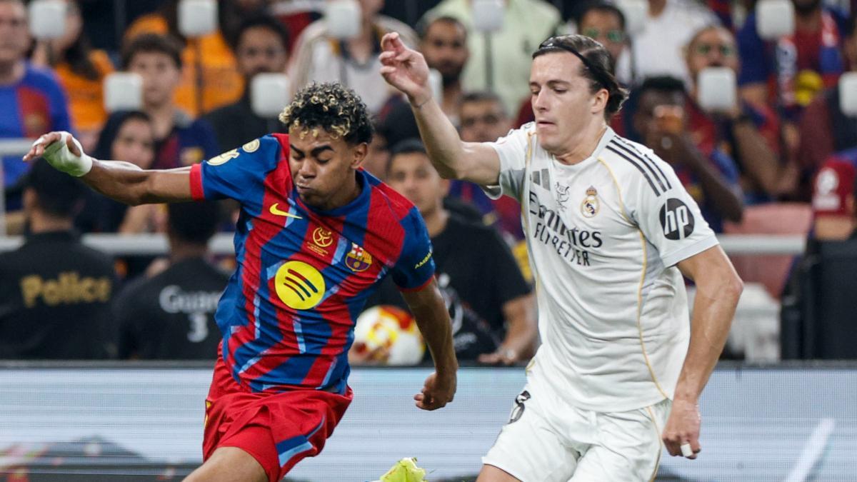 Lamine Yamal, durante la final de la Supercopa de España