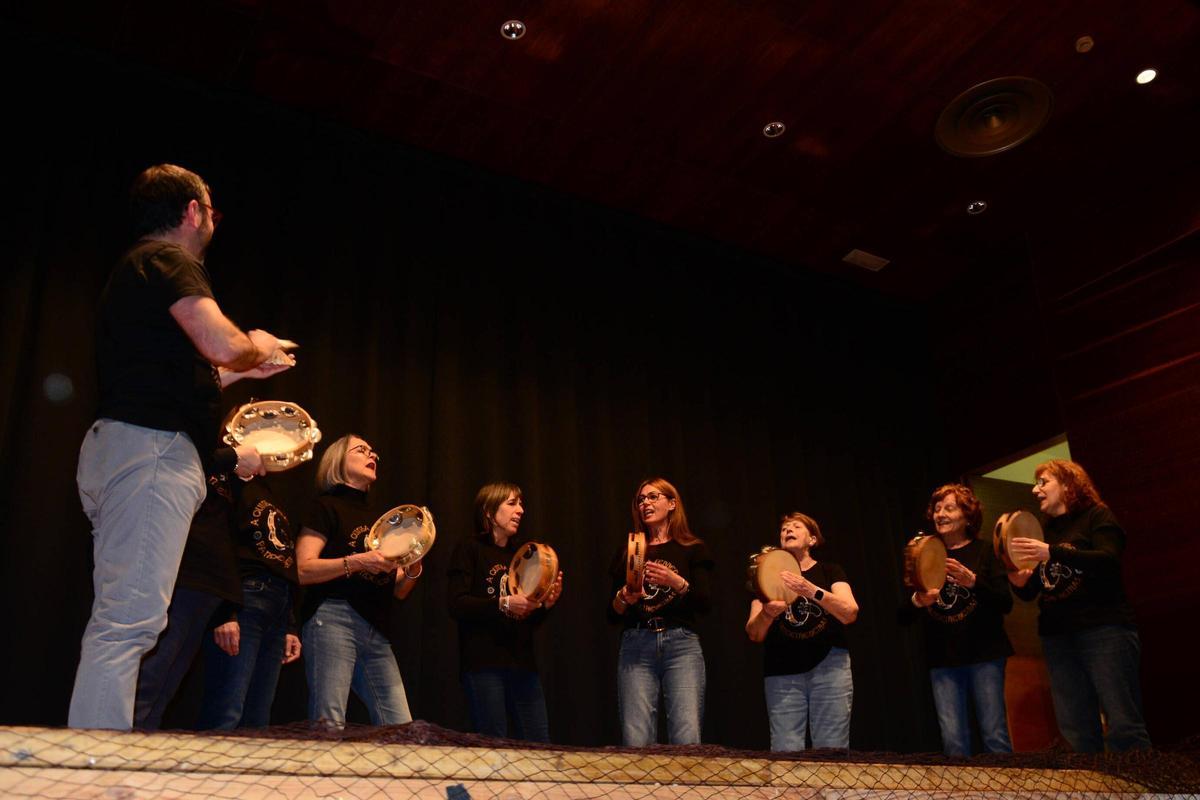 La I Gala da Muller, de carácter solidario, de la Asociación de Mulleres Rurais Mar e Agro  de Bueu
