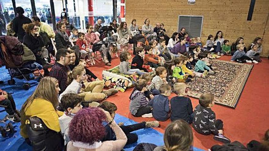 Quitxalla a l&#039;espai de contes amb Manelutti (Manel Justícia)