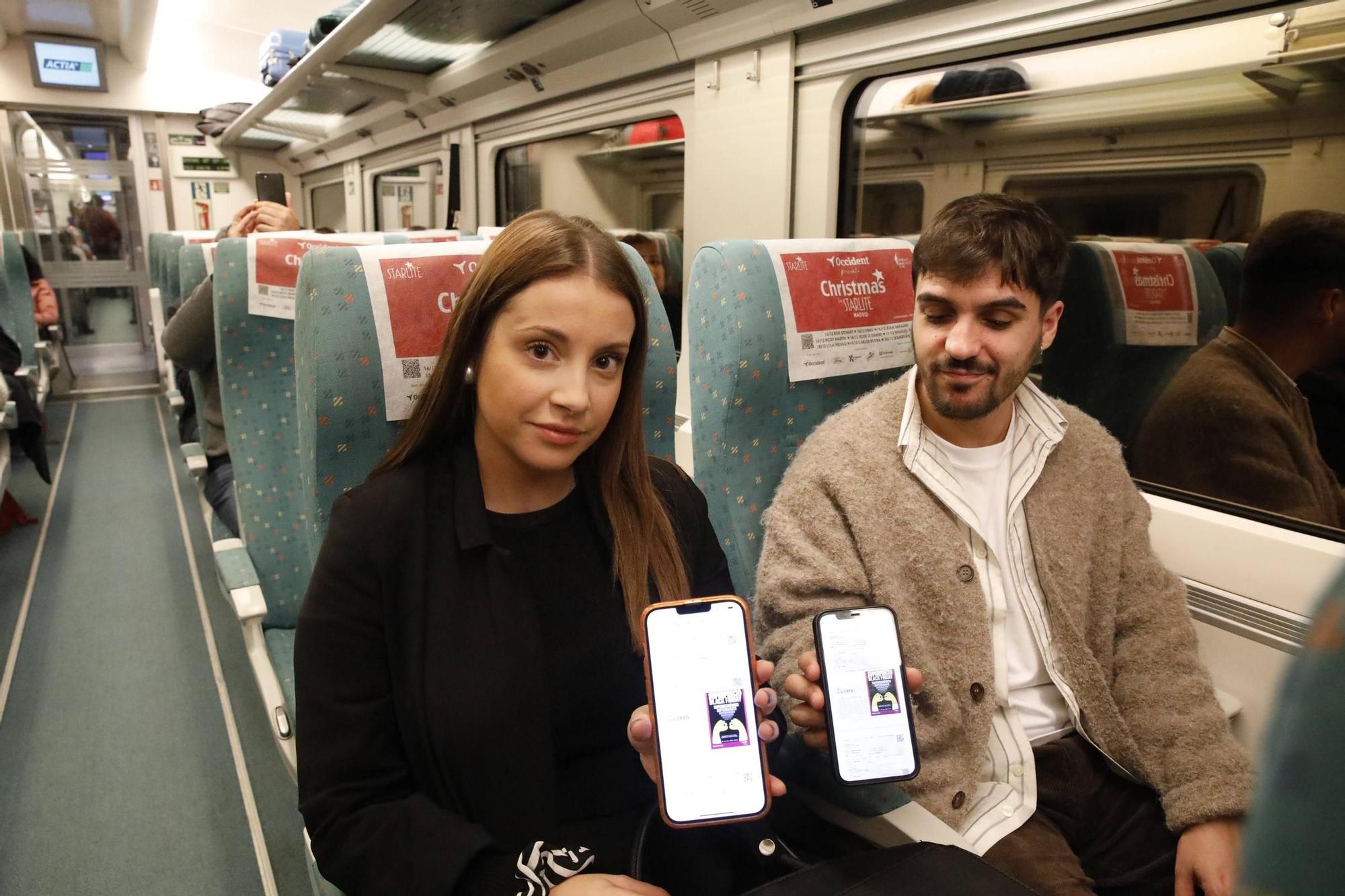 Los asturianos que estrenan el AVE a Madrid: así fue el primer viaje de pasajeros