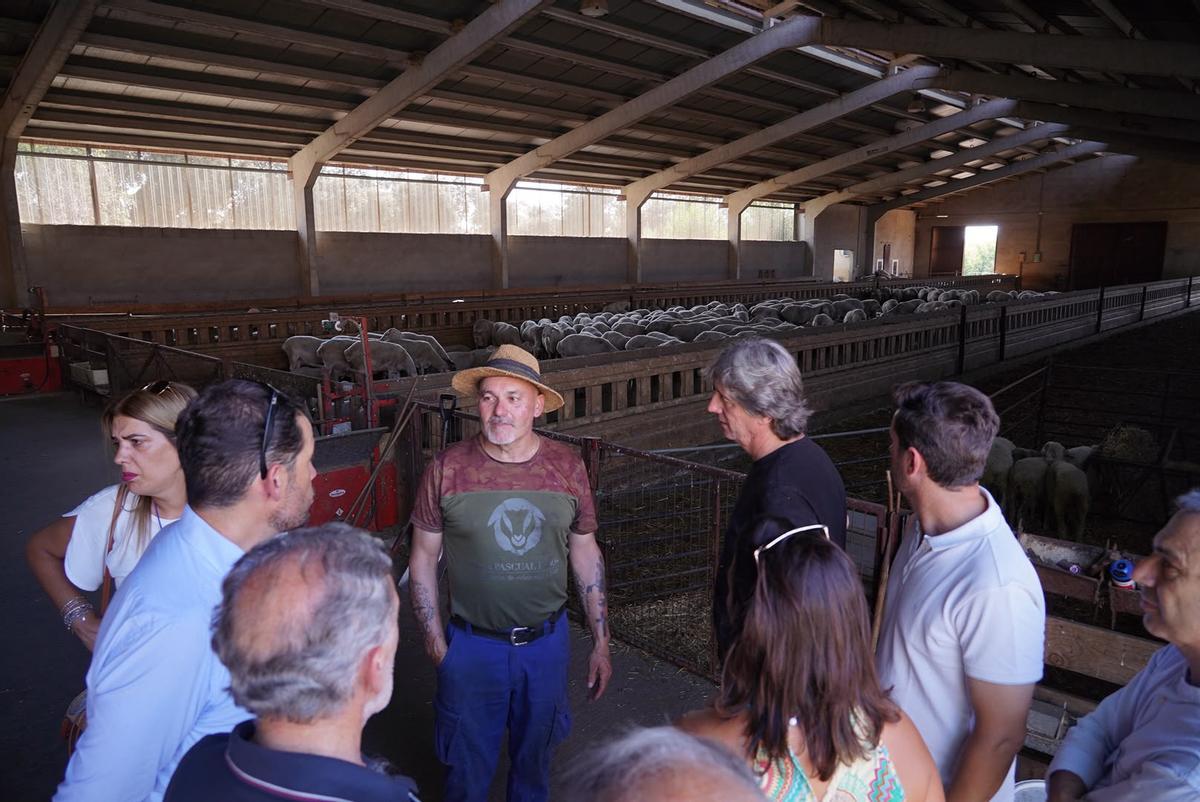 GALERÍA | Carlos Martínez visita los pueblos afectados por el incendio de Sayago GALERÍA | Carlos Martínez visita los pueblos afectados por el incendio de Sayago