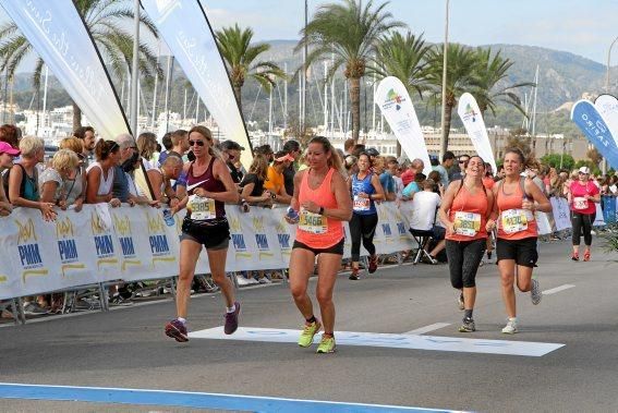 9.000 Läufer aus 49 Ländern gingen am Sonntag den 15.10 an den Start. In der Marathon - Disziplin gingen die Deutschen leer aus.