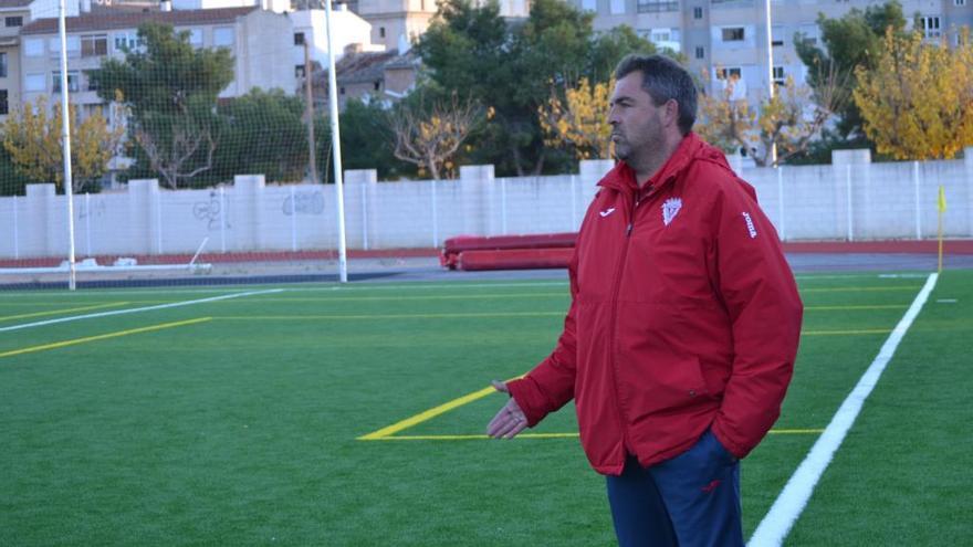 Antonio Rubio seguirá en el banquillo del Petrelense.