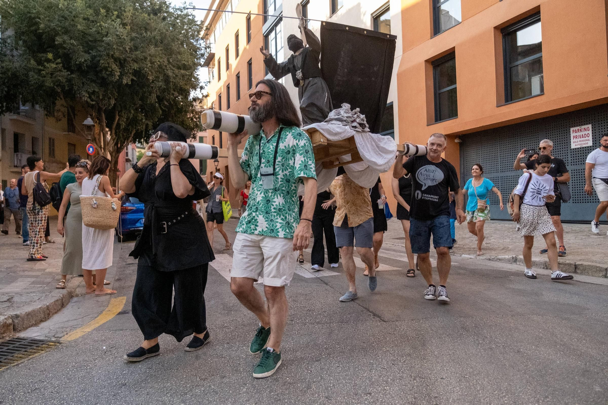 FOTOS | Sant Rescat da el pistolezado de salida a las fiestas de Canamunt