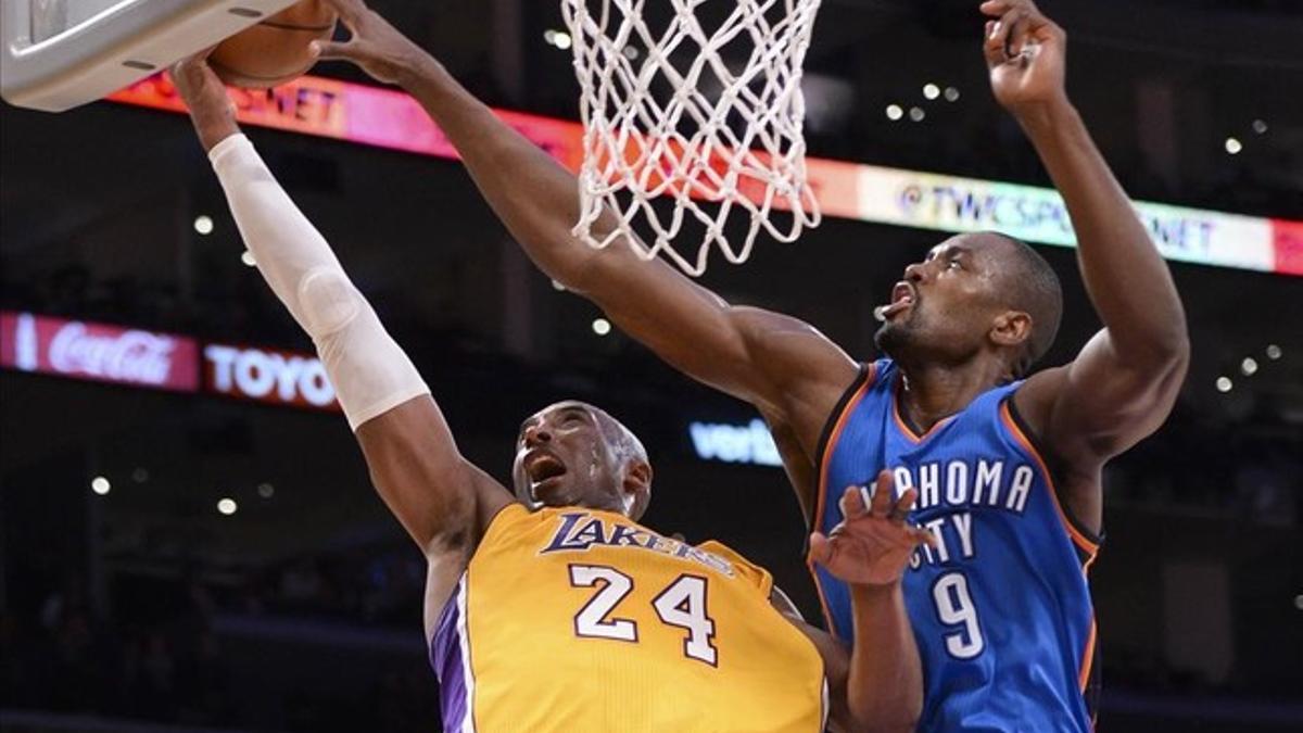 Ibaka, en plena acción