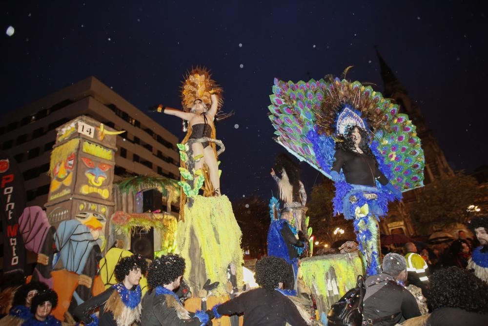 Desfile del martes de Carnaval en el Antroxu de Avilés