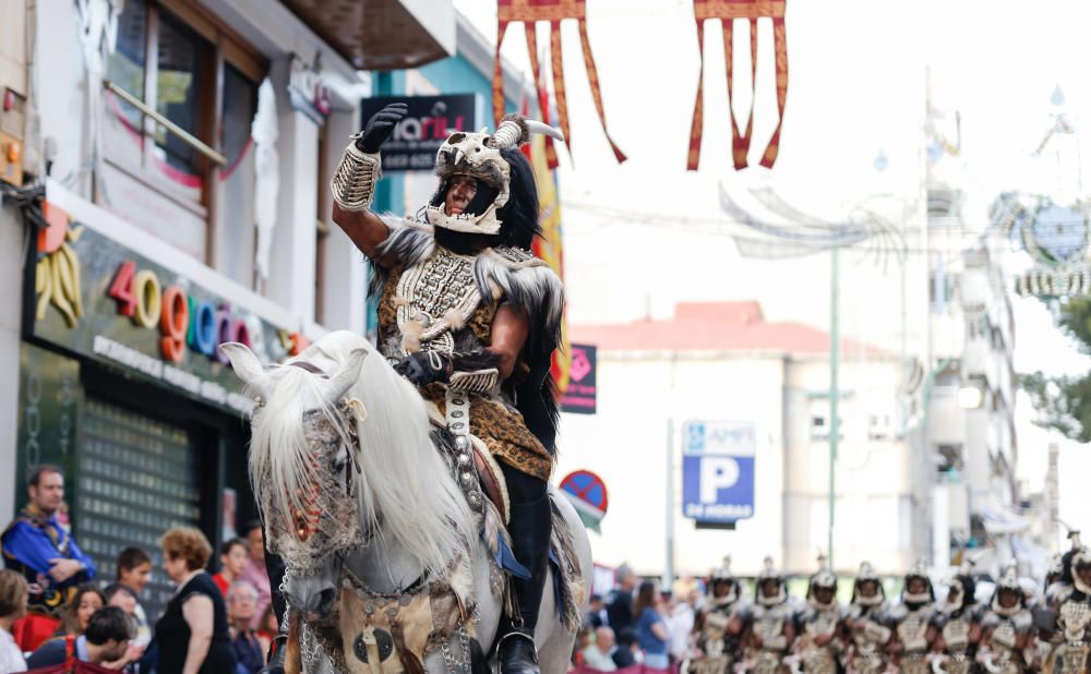 Los Realistas entraron en la ciudad con un boato donde los caballos y la sangre azul de las tropas musulmanas fueron los protagonistas