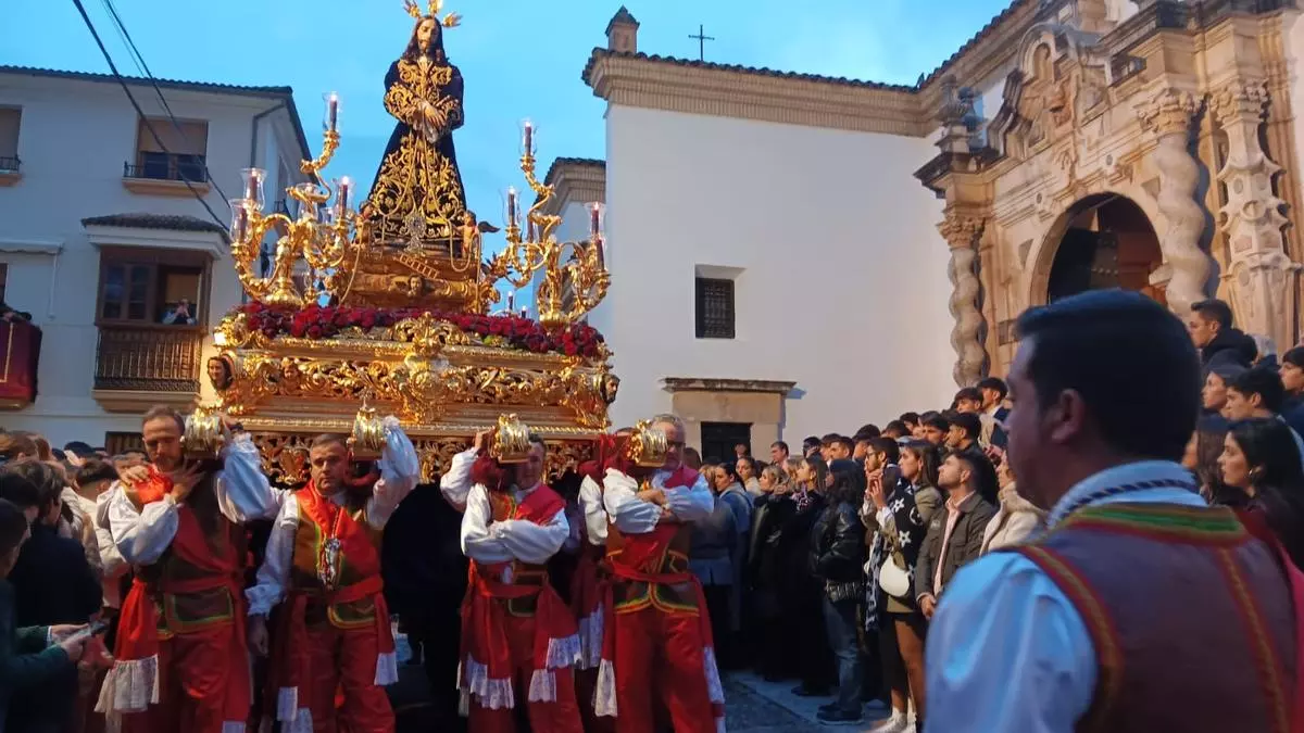 Luces y sombras en una jornada de recogimiento en los pueblos de Córdoba
