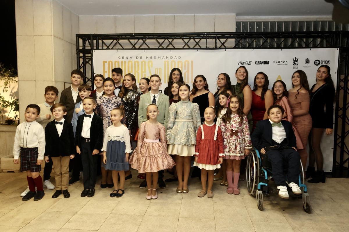 Cena infantil de Fogueres en Nadal
