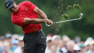 El rojo, ha sido siempre el color de Tiger en la jornada final de los torneos, en los que acabó levantando hasta 15 Grandes
