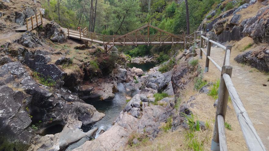 Rutas en Pontevedra: Rápidos y pozas se suceden en Pozo do Arco, en Oia