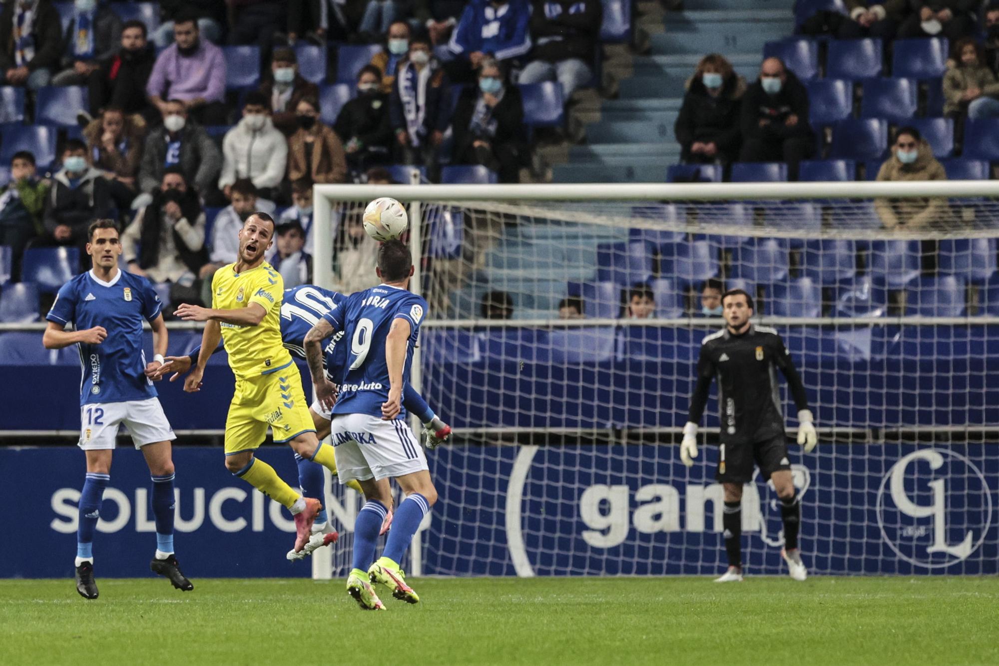 En imágenes: así fue el empate entre el Real Oviedo y Las Palmas