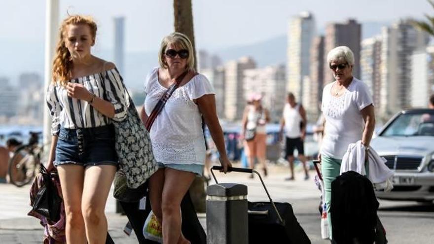 La oferta no reglada frena el crecimiento de los alquileres turísticos durante 2016
