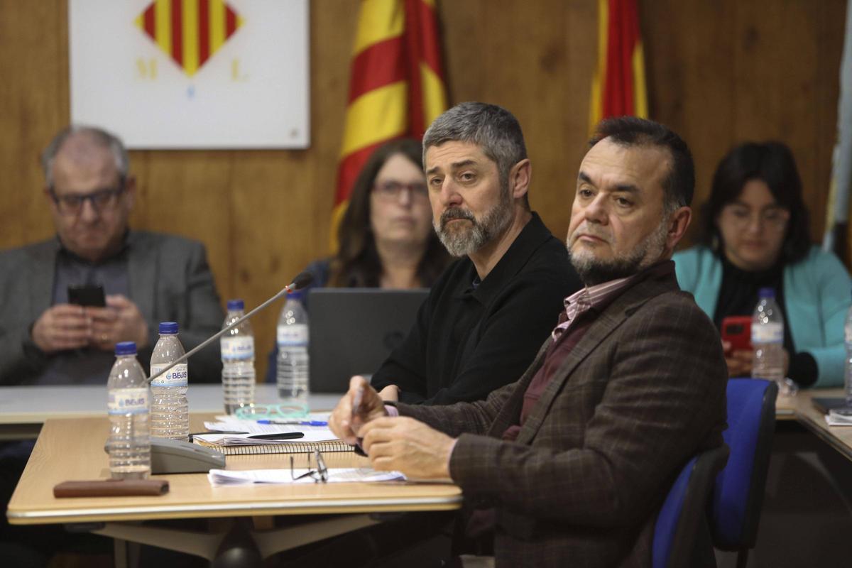 Parte del grupo municipal de IP durante un pleno en el Port de Sagunt.