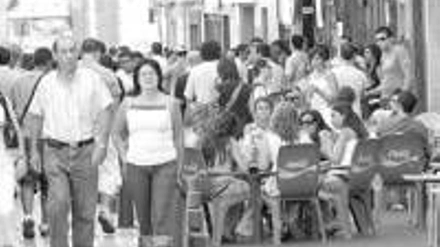 Vecinos del centro no pudieron usar la cochera durante la feria