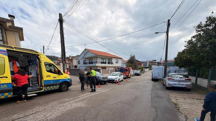 Tres personas heridas leves en un accidente en San Roque, en Cangas