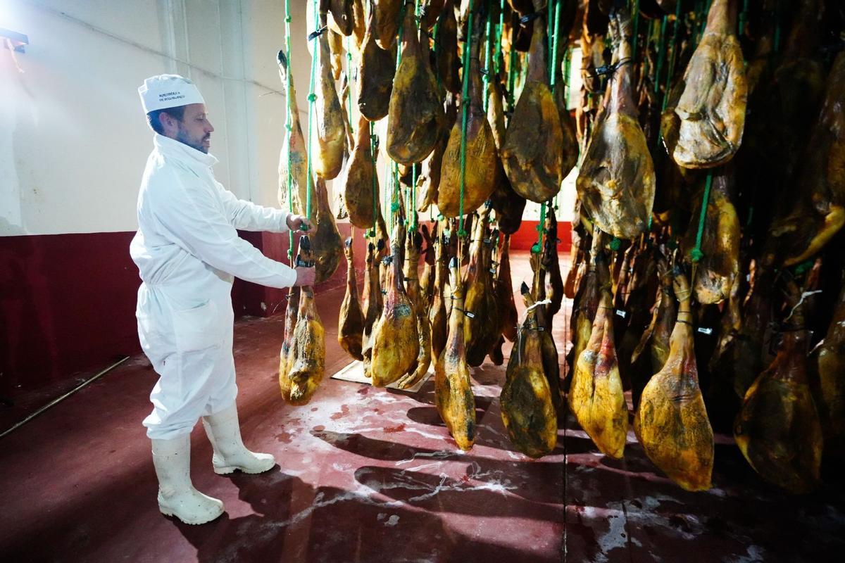 Bodega de una empresa de jamones de Los Pedroches.