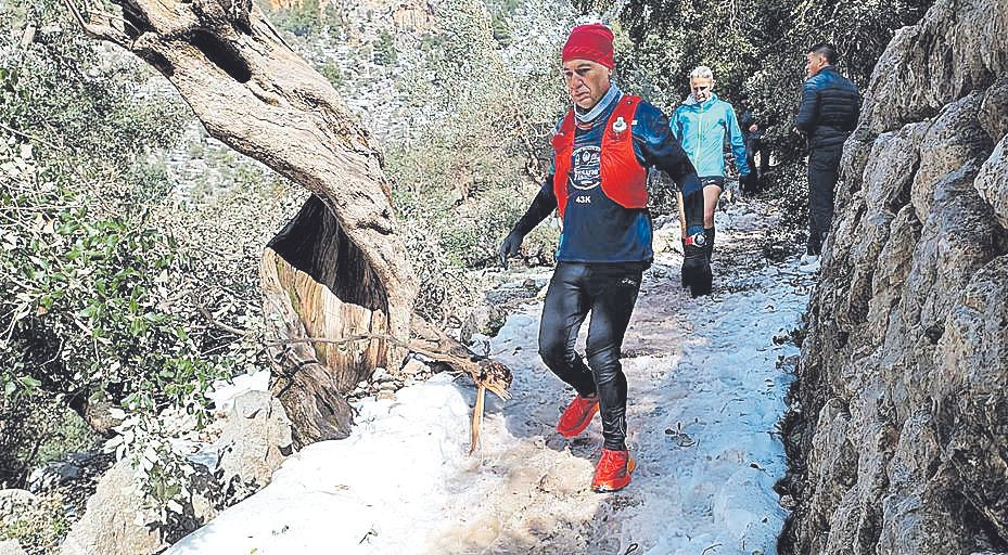 A pesar de los avisos, muchas personas subieron a la Serra.