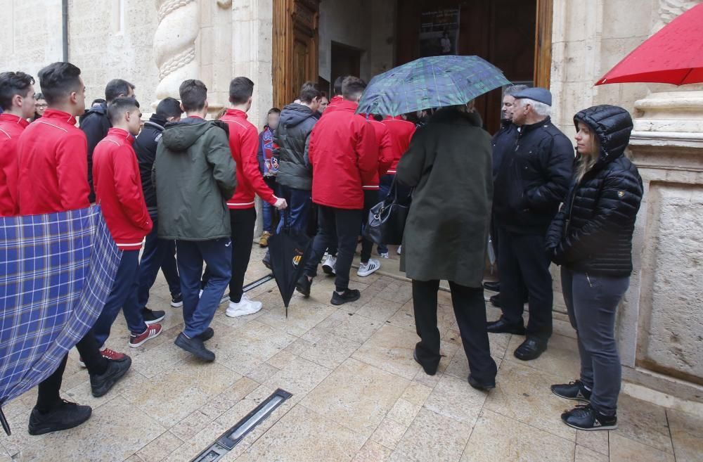 Multitudinario adiós al joven futbolista Nacho Barberà