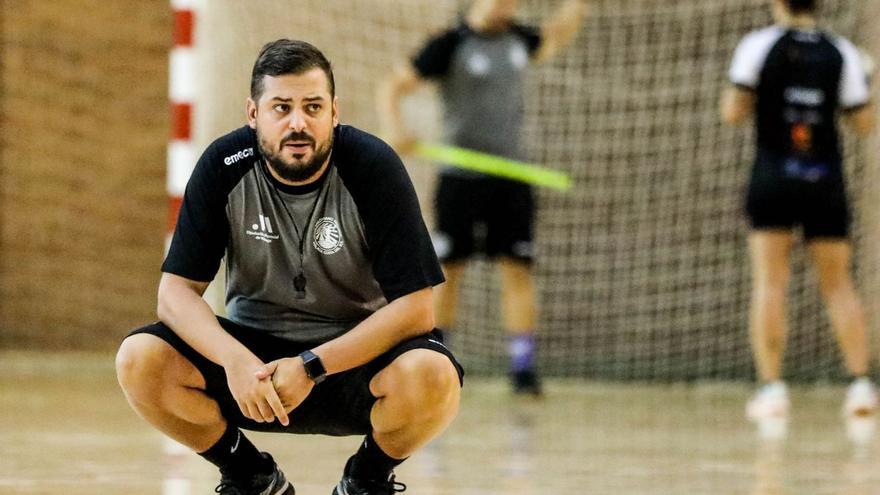 Suso Gallardo, durante  un entrenamiento con las «panteras» del Costa del Sol Málaga.