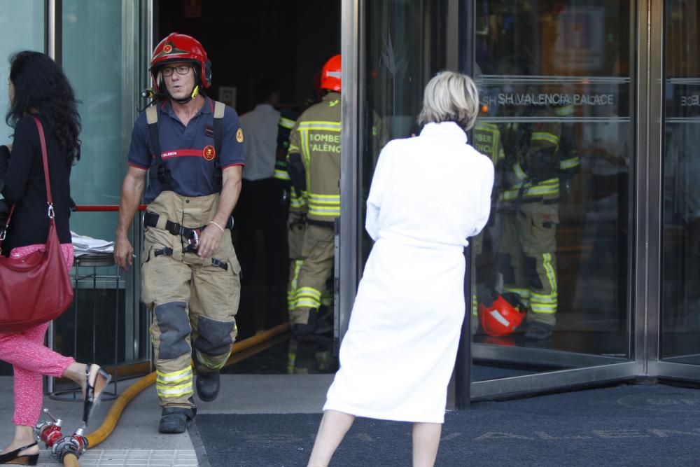 Incendio en un hotel de la Alameda en Valencia