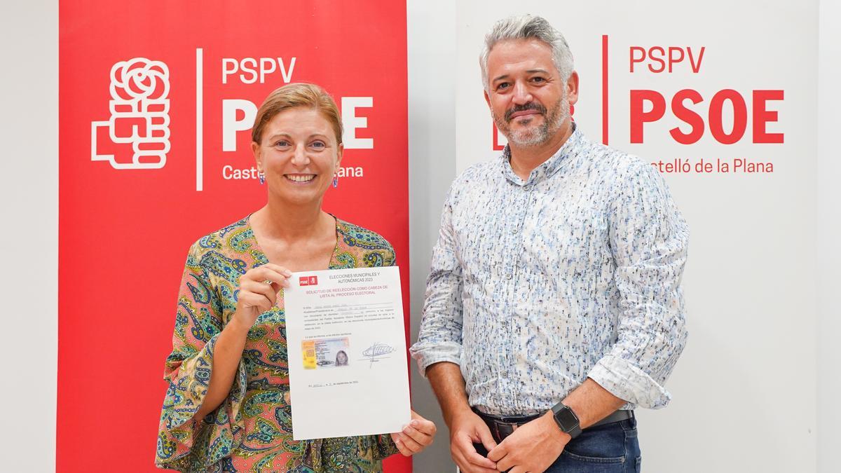 Amparo Marco y Germán Renau en la sede del partido en Castelló